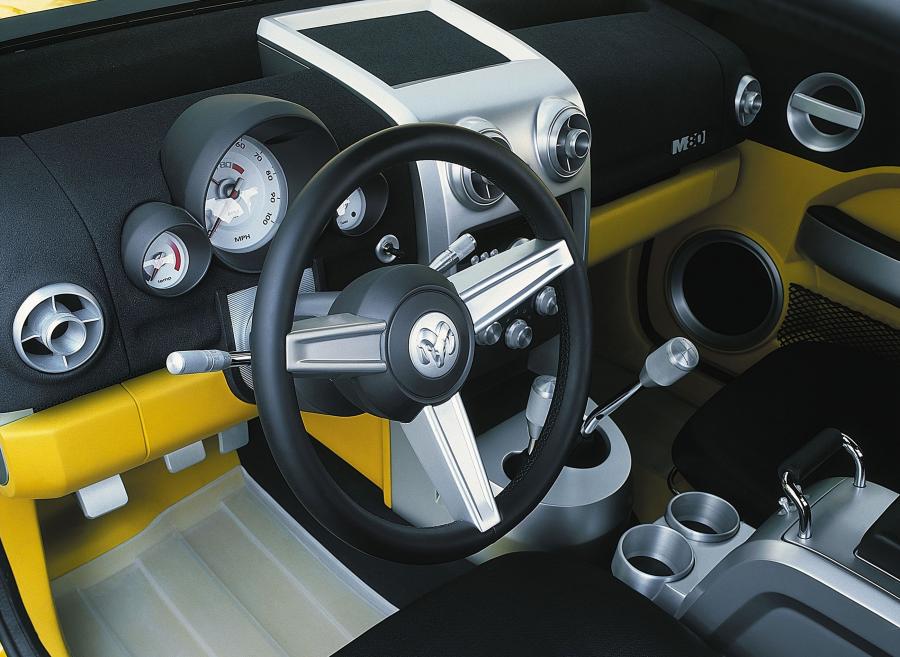  Dodge M80 Concept 2002 года  (фото 24 из 50)